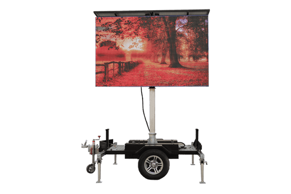 Solar-powered LED trailer running without mains power